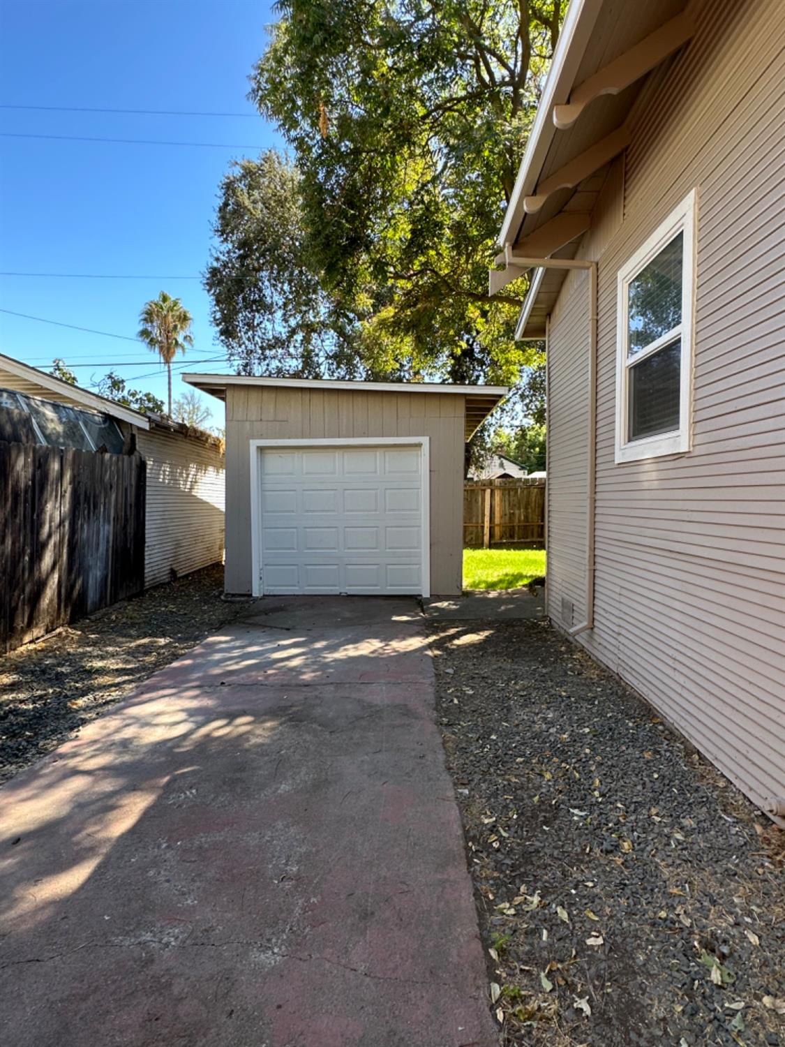 Detail Gallery Image 22 of 24 For 142 E Maple St, Stockton,  CA 95204 - 3 Beds | 2 Baths