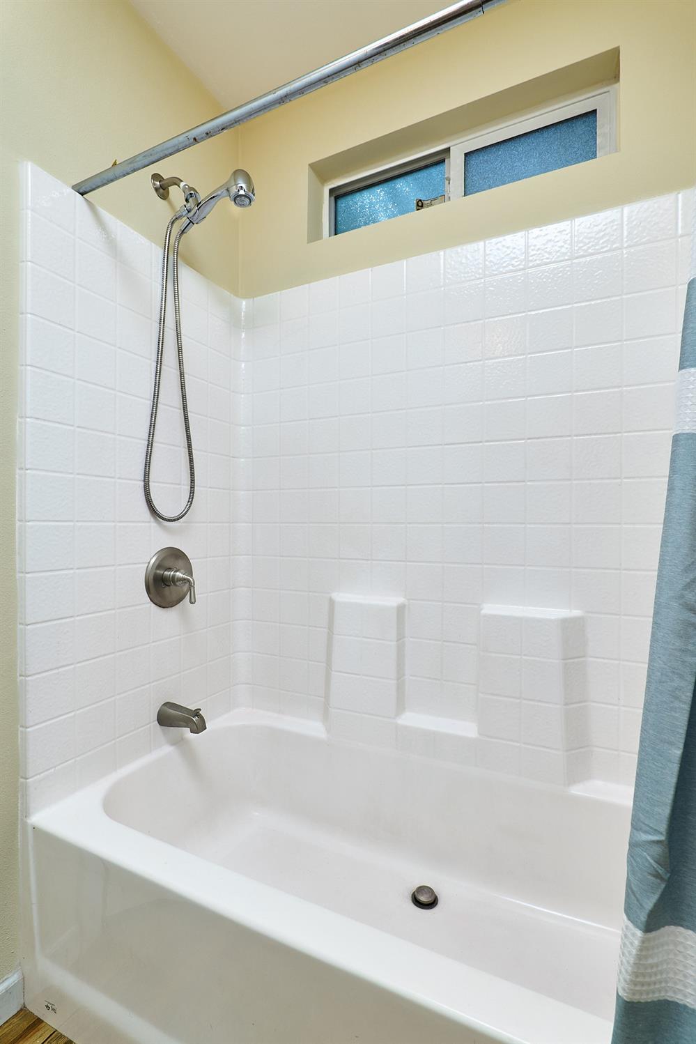 Detail Gallery Image 11 of 17 For 709 East St 26, Woodland,  CA 95776 - 3 Beds | 2 Baths