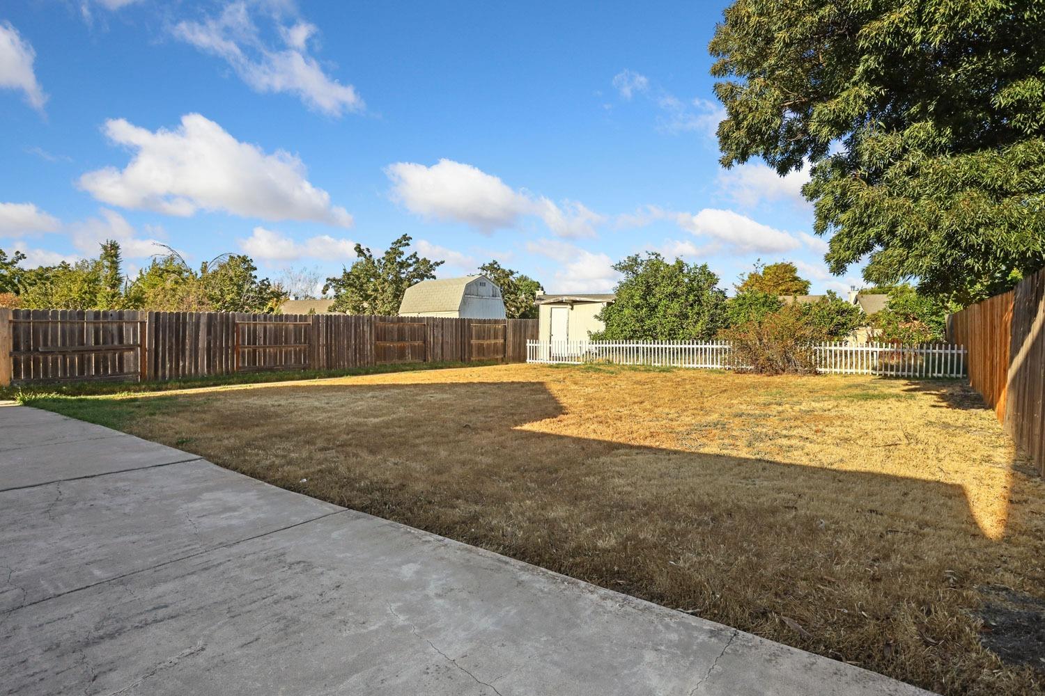 Detail Gallery Image 39 of 40 For 1902 Korbel Court, Stockton,  CA 95210 - 4 Beds | 2 Baths