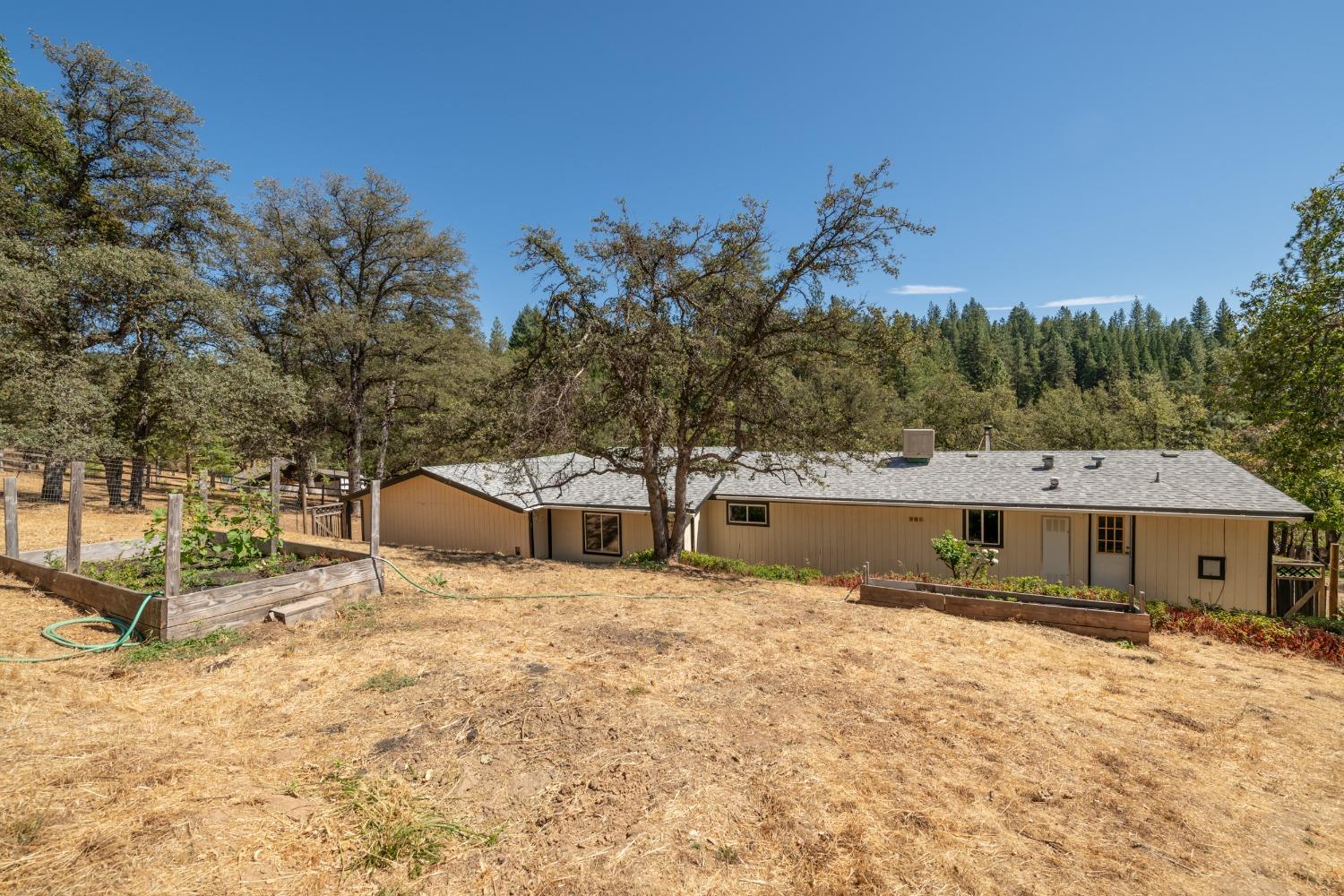 Detail Gallery Image 21 of 24 For 5578 Johnny Tuck Ct, Pollock Pines,  CA 95726 - 3 Beds | 2 Baths