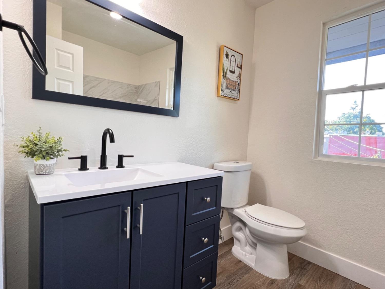 Detail Gallery Image 20 of 32 For 236 W Poplar St, Stockton,  CA 95203 - 3 Beds | 2 Baths