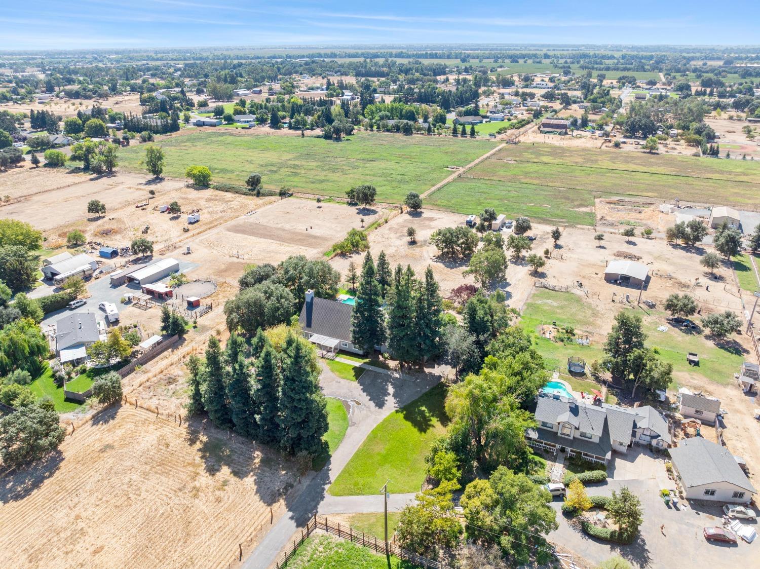 Detail Gallery Image 85 of 95 For 9744 Harvey Road, Galt,  CA 95632 - 5 Beds | 3 Baths