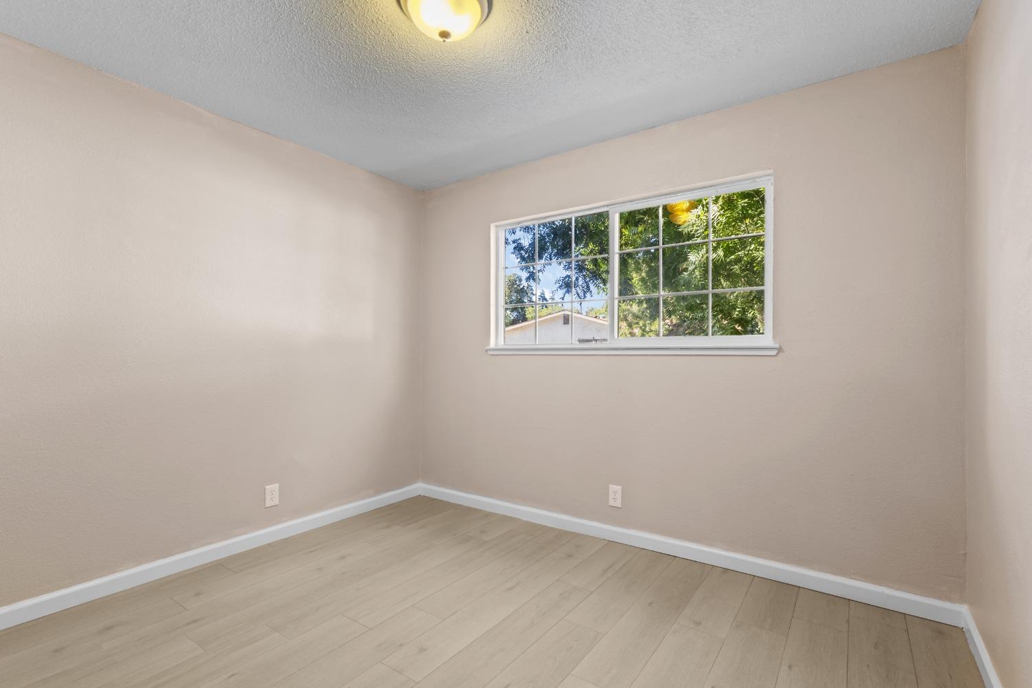 Detail Gallery Image 16 of 29 For 2613 E Lafayette St, Stockton,  CA 95205 - 3 Beds | 1 Baths