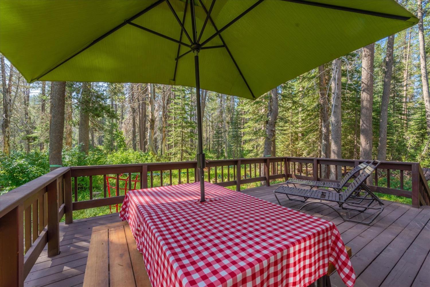 Detail Gallery Image 25 of 31 For 50881 Conifer Dr, Soda Springs,  CA 95728 - 3 Beds | 2 Baths