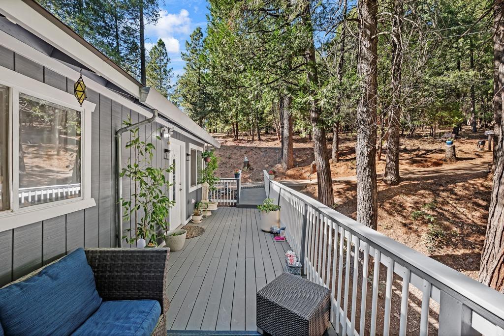 Detail Gallery Image 9 of 51 For 5511 Amaryllis Dr, Pollock Pines,  CA 95726 - 2 Beds | 2 Baths