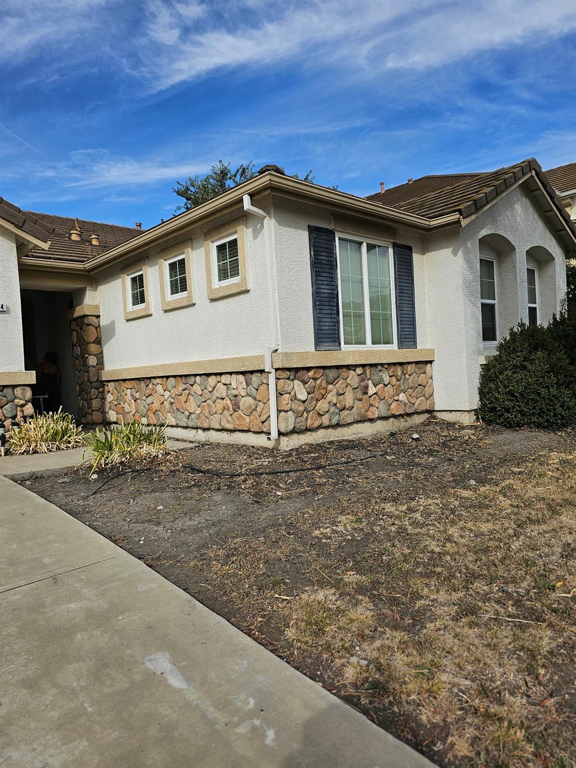 Detail Gallery Image 2 of 12 For 9054 Barbaresco Cir, Stockton,  CA 95212 - 4 Beds | 2/1 Baths