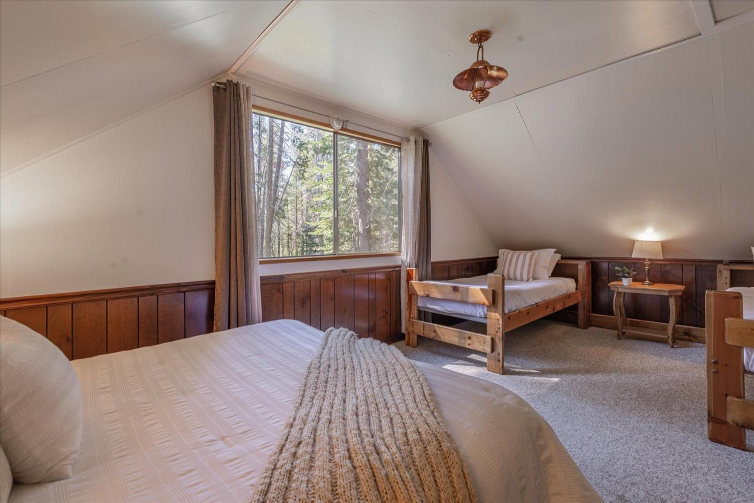 Detail Gallery Image 20 of 31 For 50881 Conifer Dr, Soda Springs,  CA 95728 - 3 Beds | 2 Baths