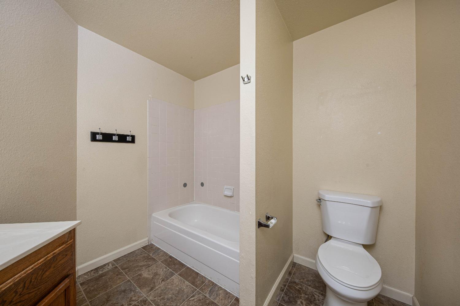 Detail Gallery Image 21 of 44 For 6104 Pine Vista Way, Elk Grove,  CA 95758 - 3 Beds | 2 Baths