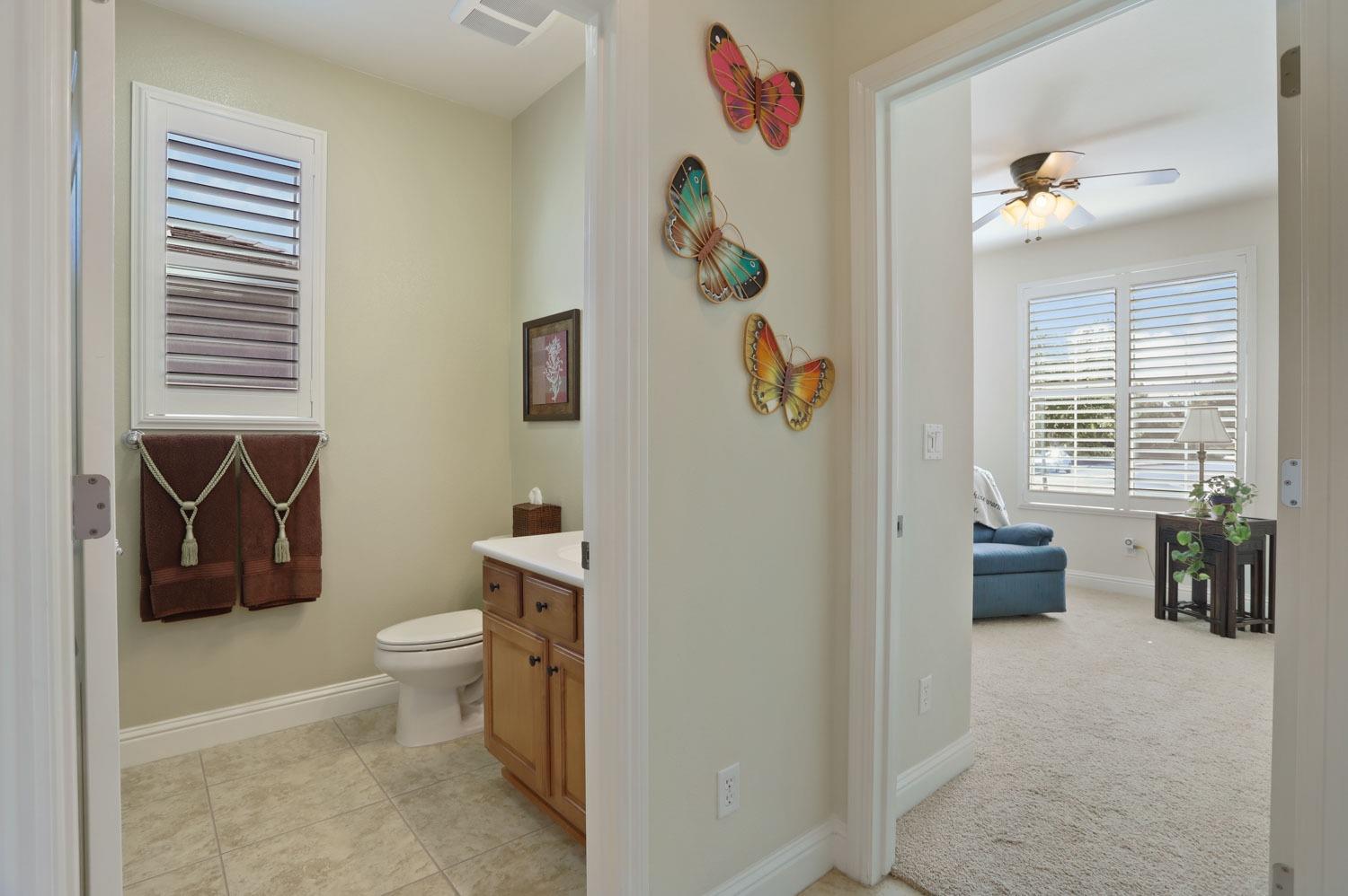 Detail Gallery Image 19 of 57 For 2372 Shadow Berry Dr, Manteca,  CA 95336 - 2 Beds | 2 Baths