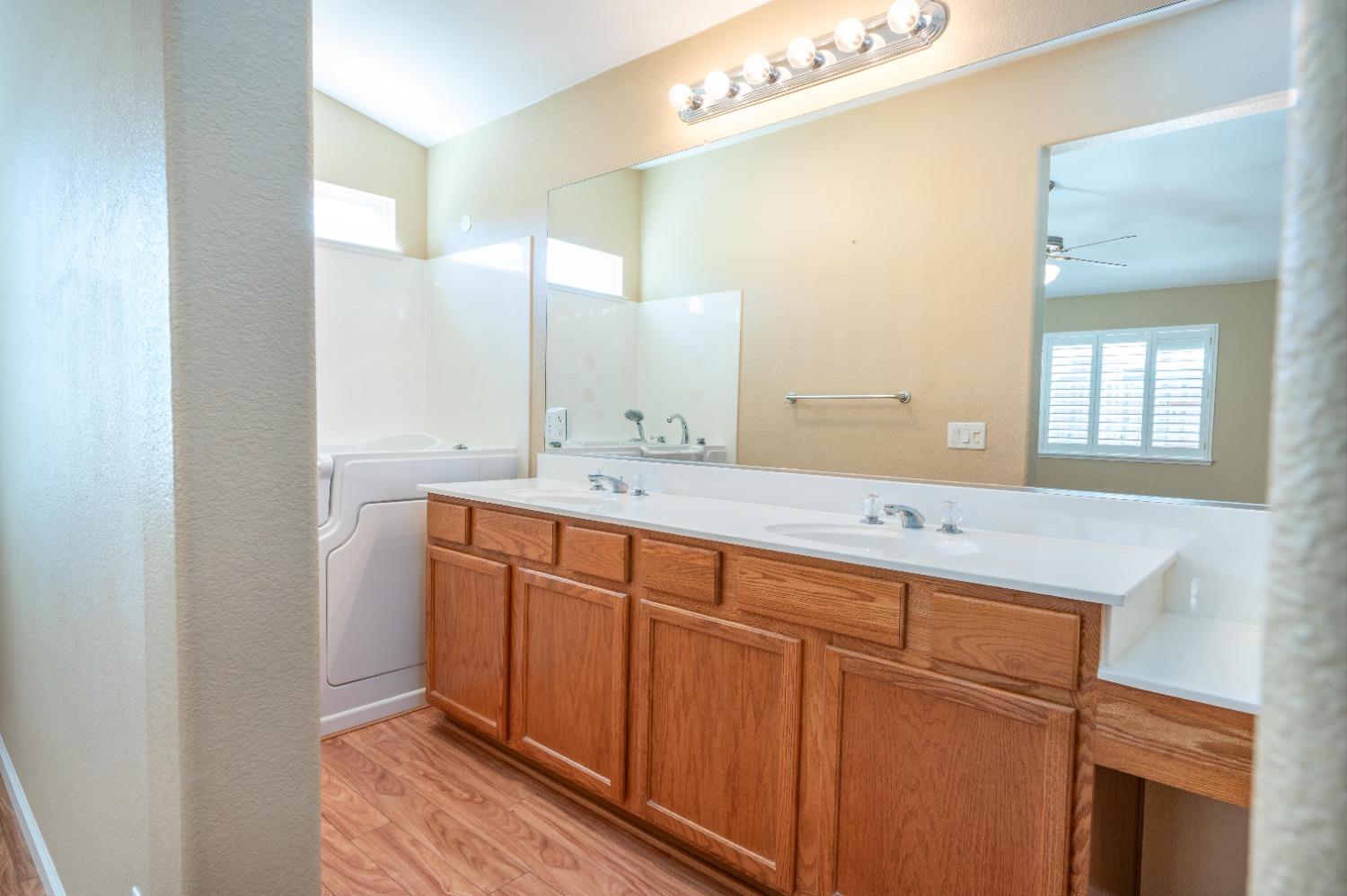 Detail Gallery Image 28 of 39 For 808 Aspirations Ct, Modesto,  CA 95356 - 3 Beds | 2 Baths