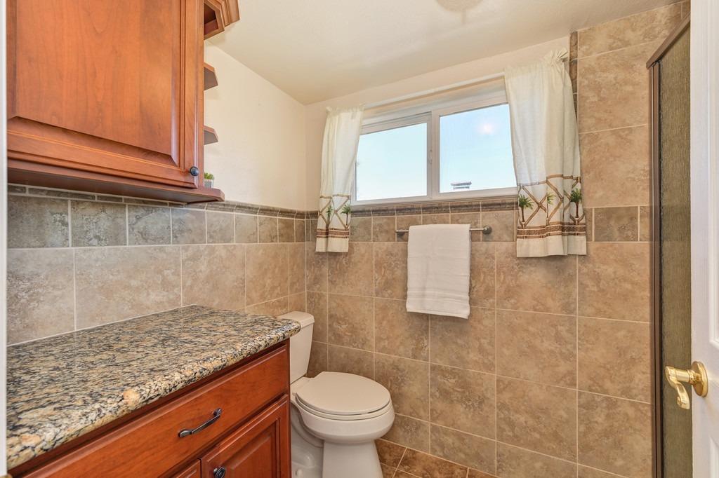 Detail Gallery Image 38 of 52 For 1320 Greenborough Dr, Roseville,  CA 95661 - 4 Beds | 2/1 Baths