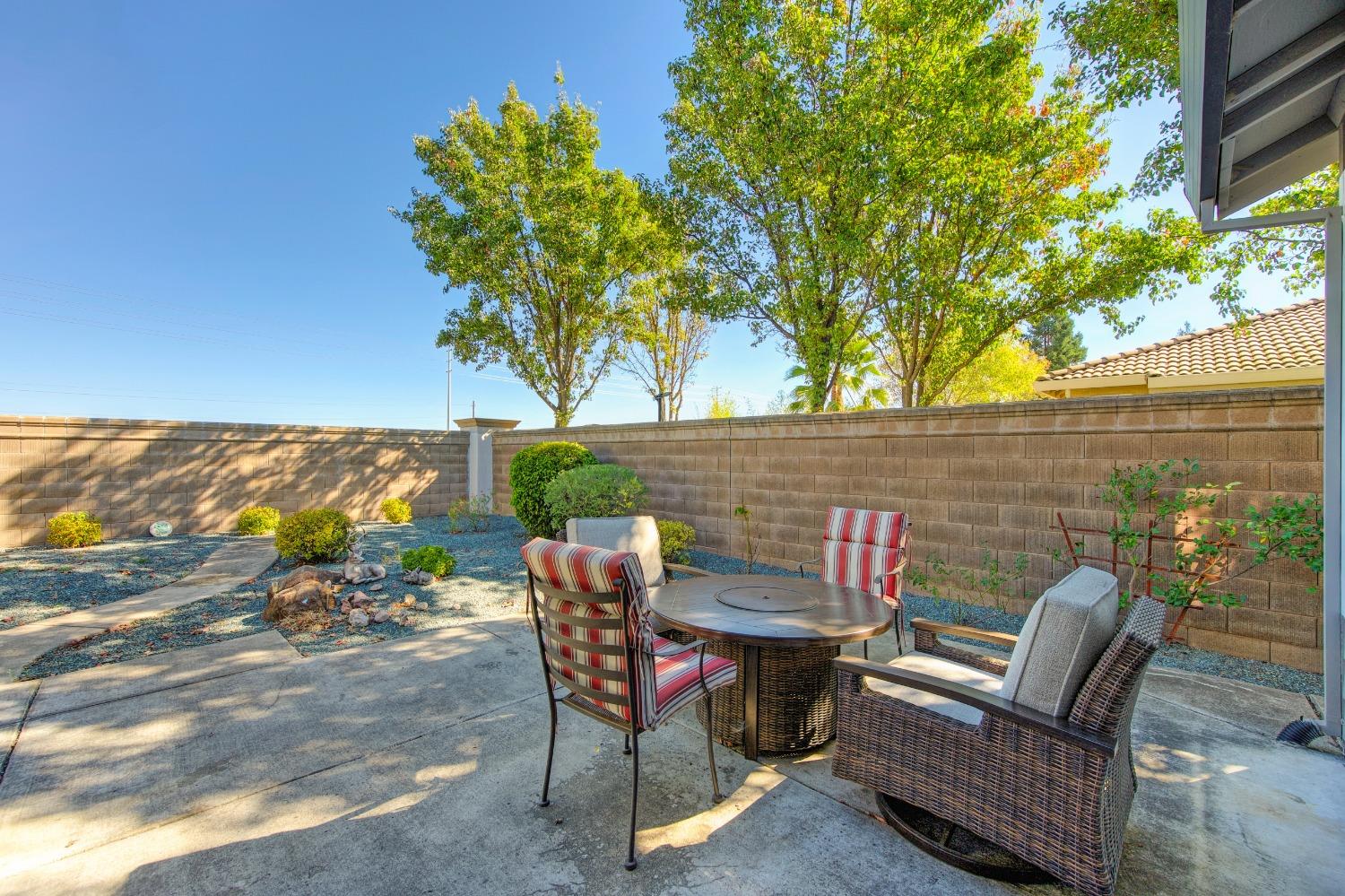 Detail Gallery Image 39 of 98 For 381 Pelican Bay Cir, Sacramento,  CA 95835 - 2 Beds | 2 Baths