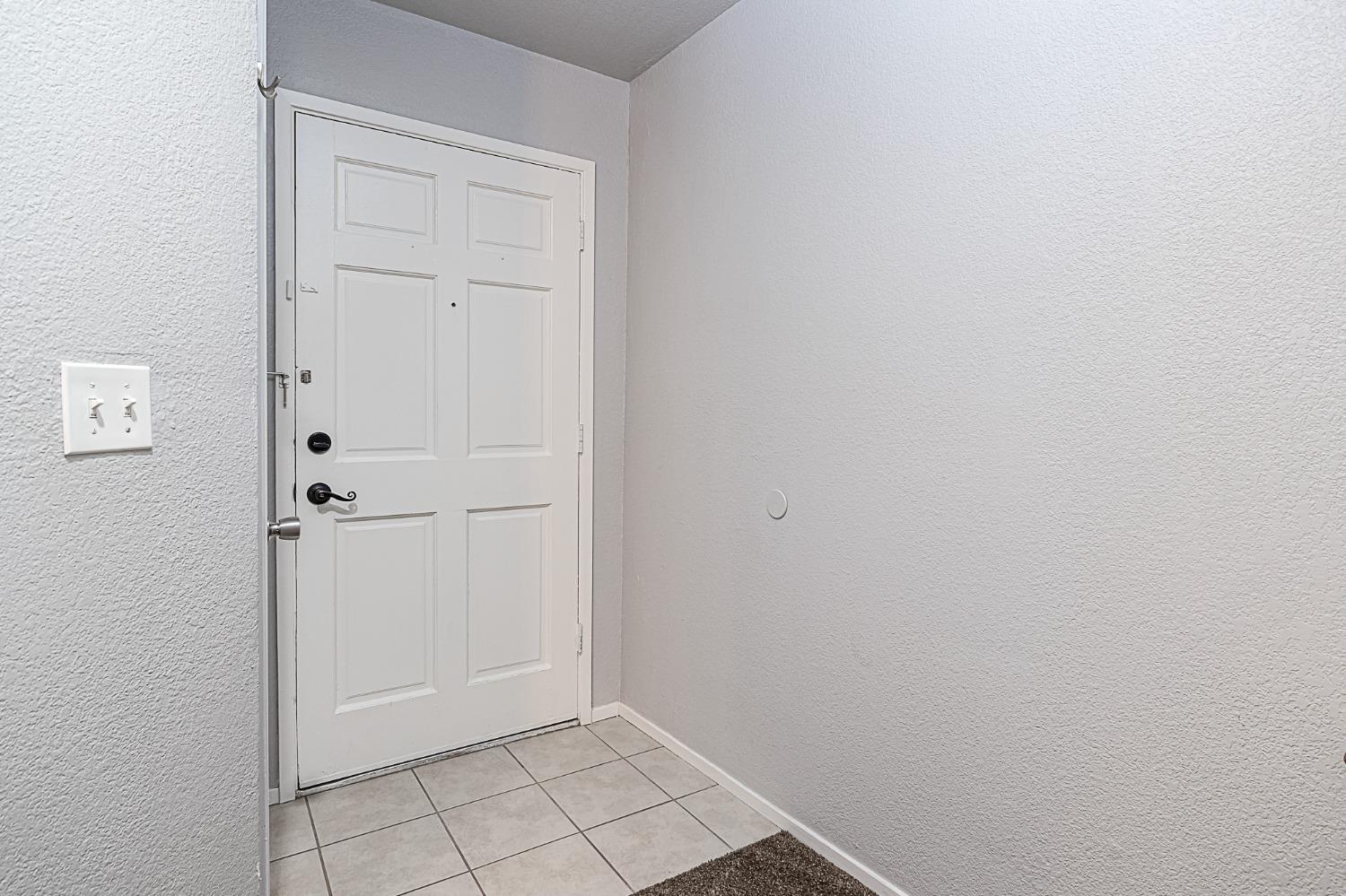 Detail Gallery Image 6 of 31 For 568 Pirinen Ln #F,  Modesto,  CA 95354 - 3 Beds | 2 Baths