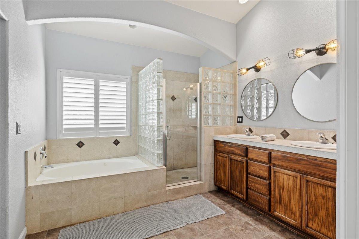 Detail Gallery Image 11 of 21 For 405 Kier Ct, Lincoln,  CA 95648 - 3 Beds | 2 Baths