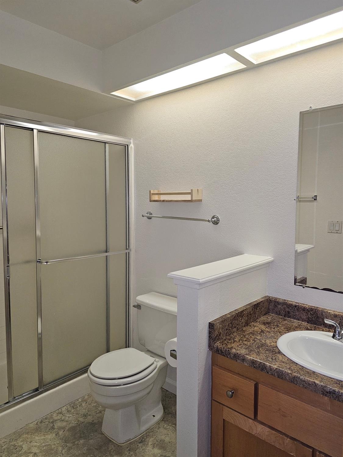 Detail Gallery Image 10 of 10 For 2723 Oak Rd #D,  Walnut Creek,  CA 94597 - 2 Beds | 2 Baths