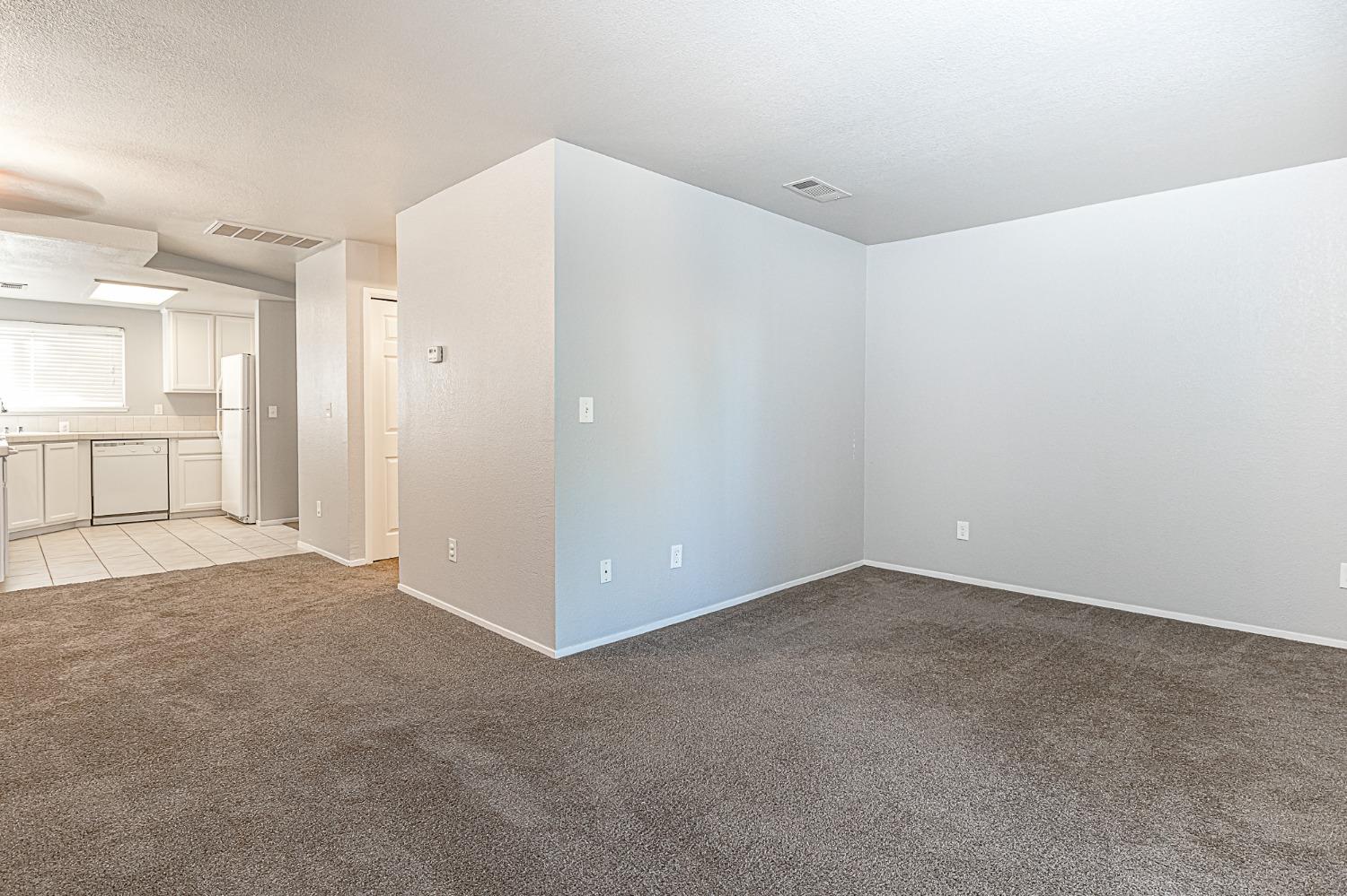 Detail Gallery Image 17 of 31 For 568 Pirinen Ln #F,  Modesto,  CA 95354 - 3 Beds | 2 Baths