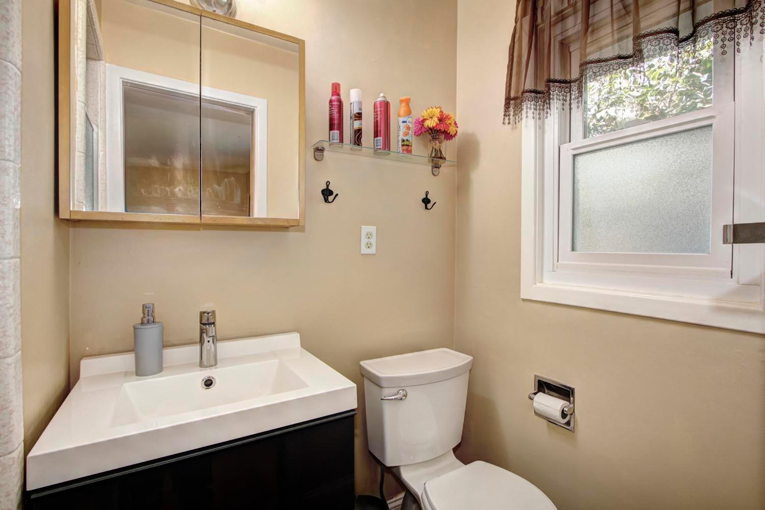 Detail Gallery Image 47 of 84 For 4308 Ulrich Way, Sacramento,  CA 95822 - 3 Beds | 2 Baths