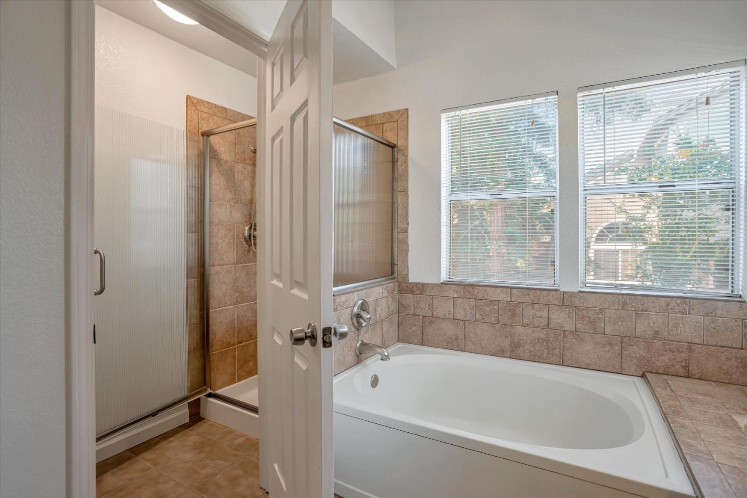 Detail Gallery Image 29 of 32 For 4013 Honey Rose Pl, Antelope,  CA 95843 - 4 Beds | 2/1 Baths