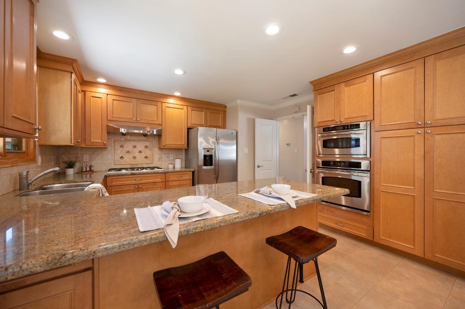 Detail Gallery Image 16 of 52 For 4146 Dena Way, Sacramento,  CA 95821 - 4 Beds | 2/1 Baths