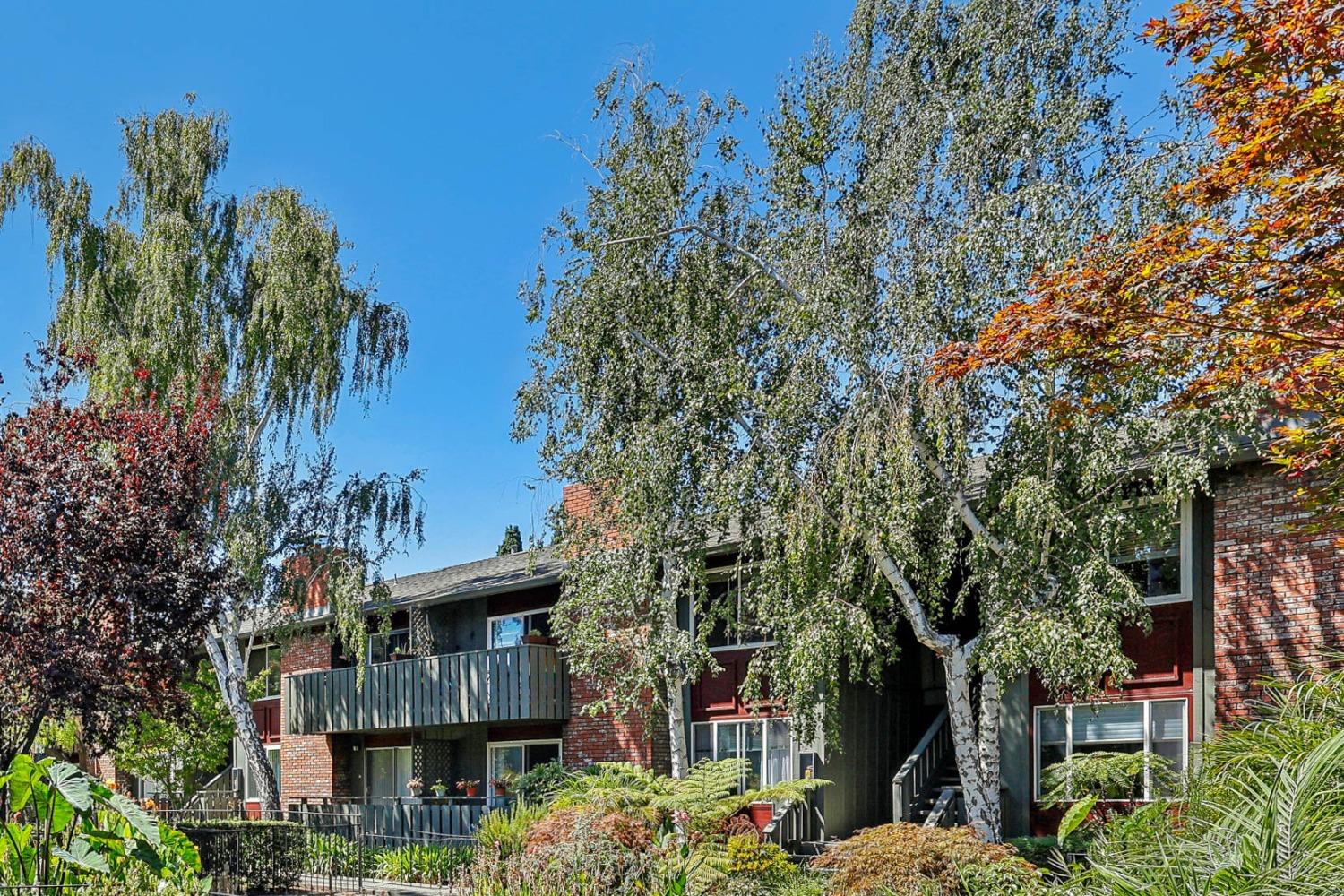 Detail Gallery Image 1 of 1 For 99 E Middlefield Rd #44,  Mountain View,  CA 94043 - 2 Beds | 2 Baths