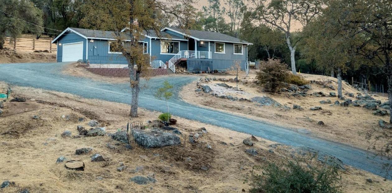 Detail Gallery Image 6 of 62 For 19706 Valley Vista Way, Penn Valley,  CA 95946 - 4 Beds | 2 Baths