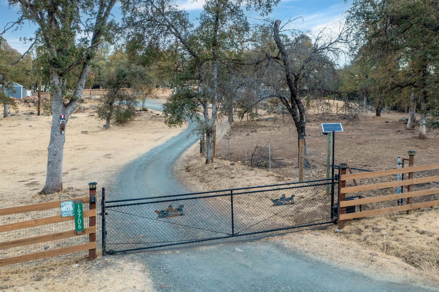 Detail Gallery Image 37 of 62 For 19706 Valley Vista Way, Penn Valley,  CA 95946 - 4 Beds | 2 Baths