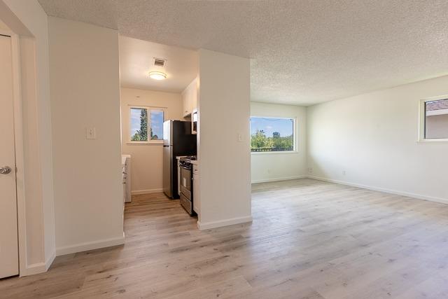 Detail Gallery Image 14 of 28 For 4601 Greenholme Dr #4,  Sacramento,  CA 95842 - 2 Beds | 1 Baths