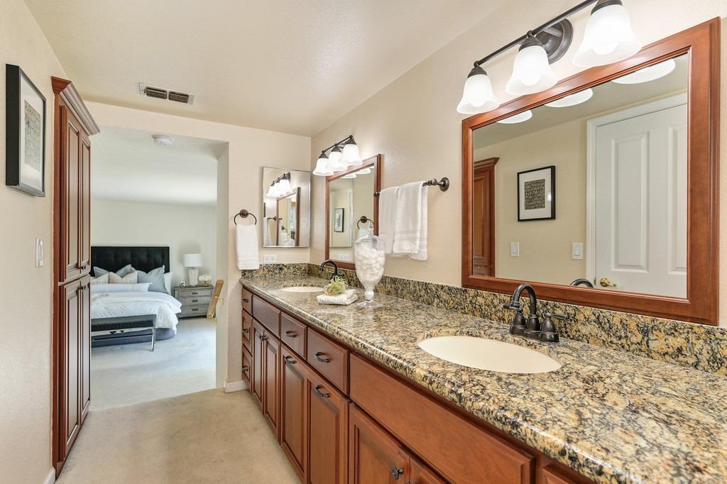 Detail Gallery Image 39 of 52 For 1320 Greenborough Dr, Roseville,  CA 95661 - 4 Beds | 2/1 Baths