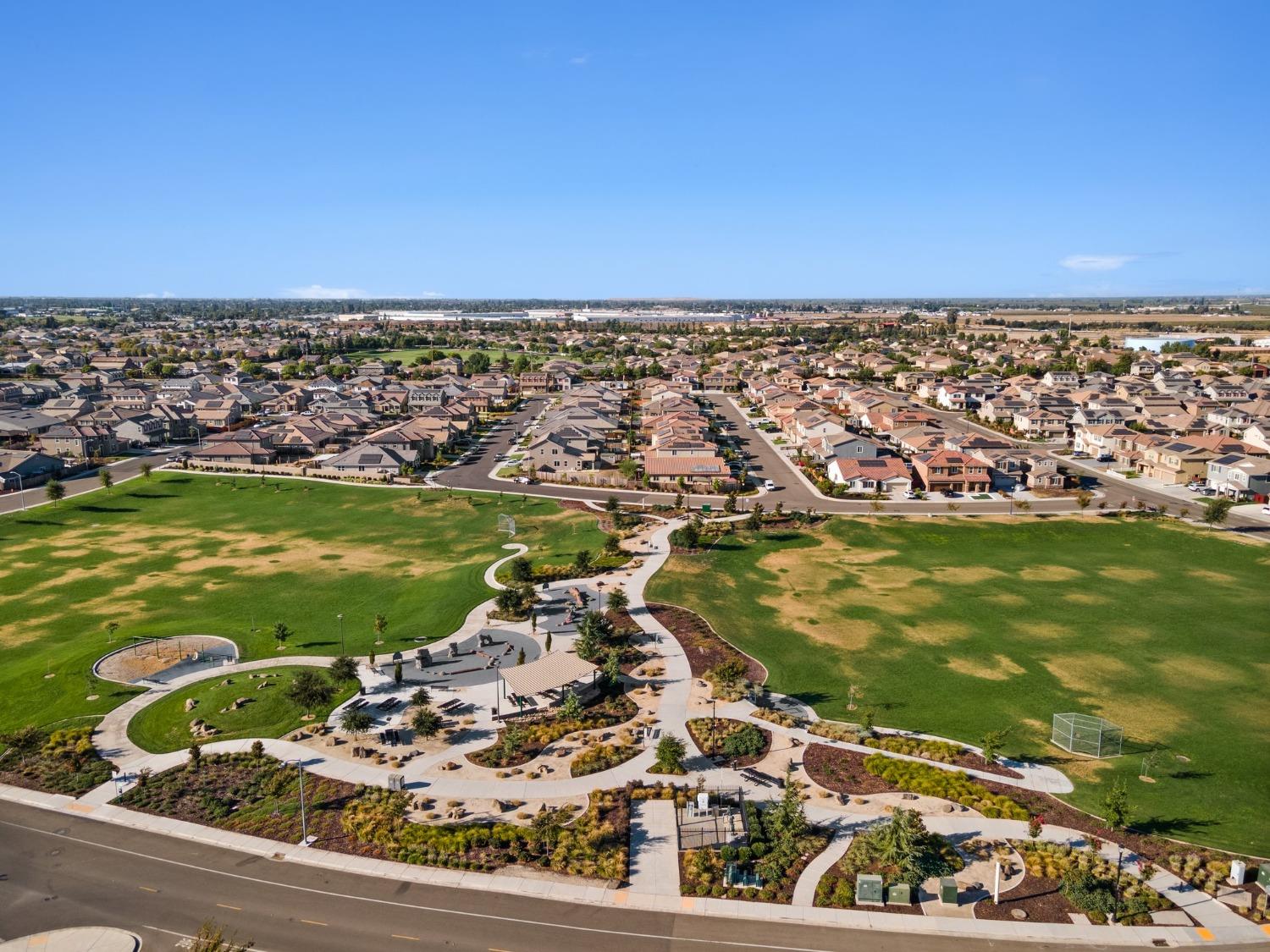 Detail Gallery Image 54 of 55 For 1923 Trulyn, Manteca,  CA 95337 - 5 Beds | 3/1 Baths