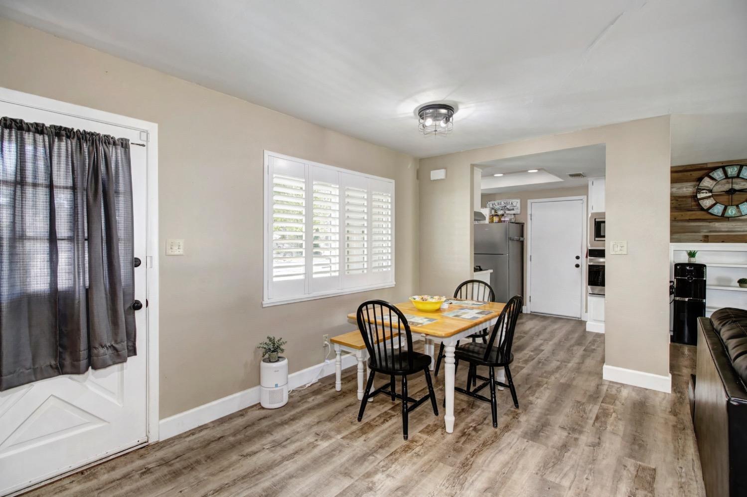 Detail Gallery Image 9 of 48 For 4751 Robertson Ave, Carmichael,  CA 95608 - 3 Beds | 1/1 Baths