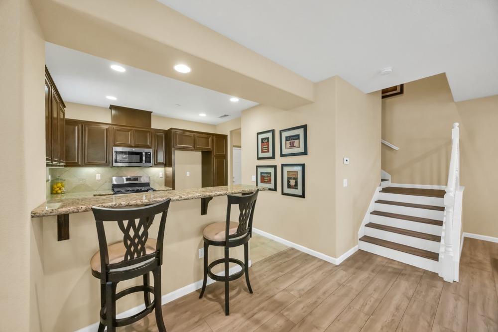 Detail Gallery Image 8 of 46 For 203 Rodin Ln #203,  Folsom,  CA 95630 - 3 Beds | 2/1 Baths