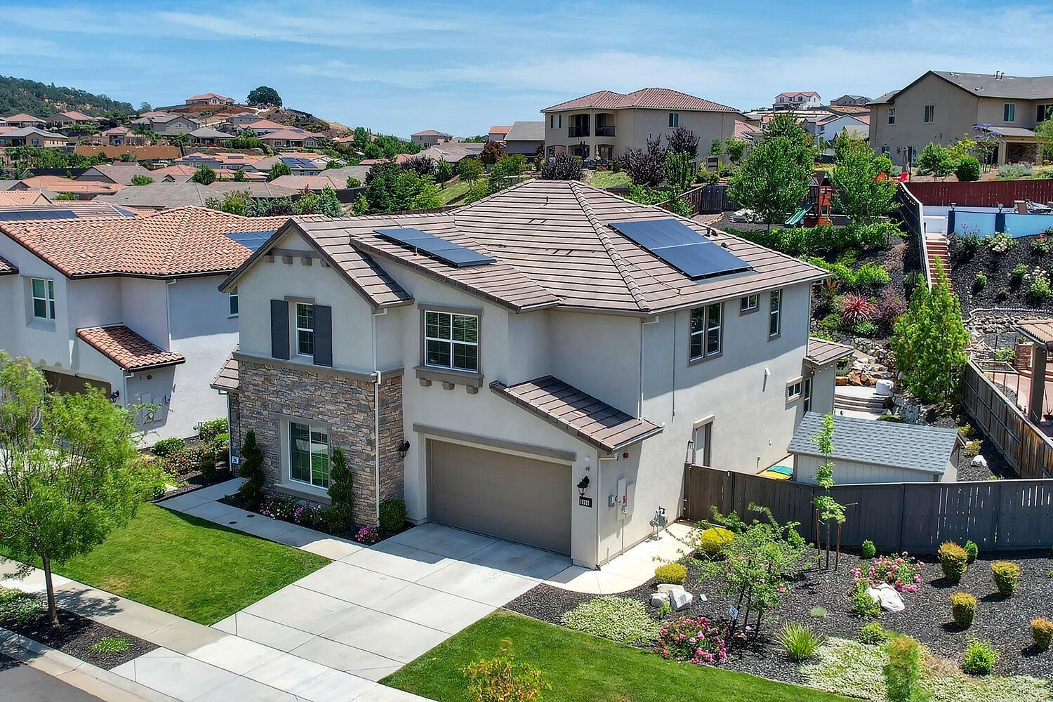 Detail Gallery Image 2 of 76 For 5096 Brentford Way, El Dorado Hills,  CA 95762 - 5 Beds | 4 Baths