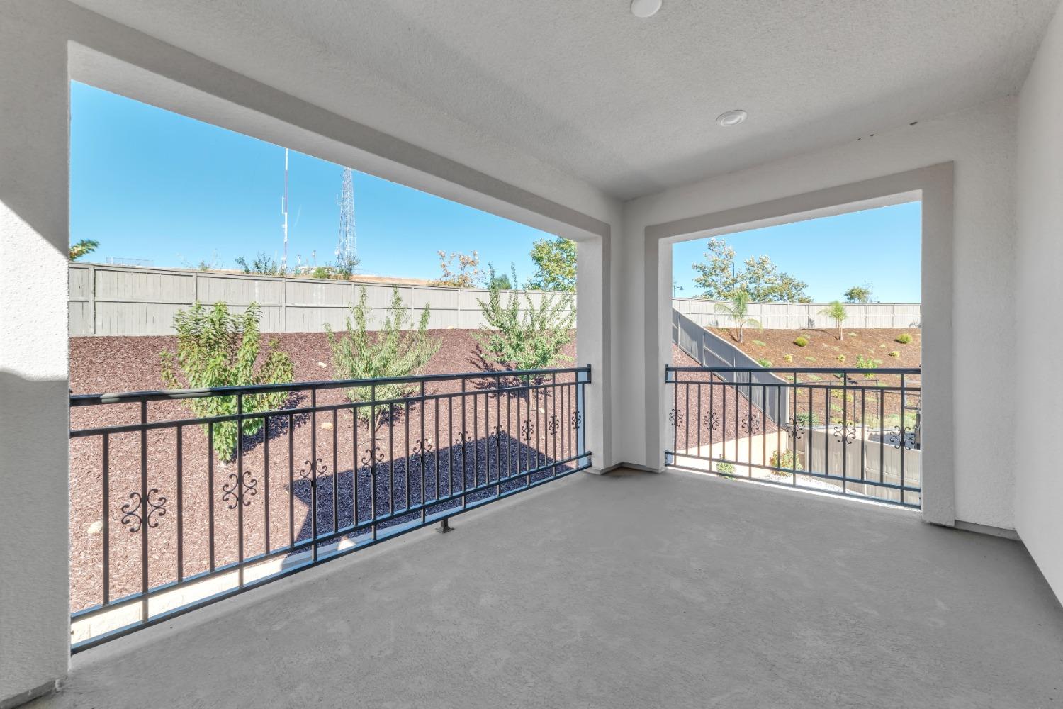 Detail Gallery Image 42 of 55 For 14917 View Terrace Ct, Folsom,  CA 95630 - 6 Beds | 4/1 Baths