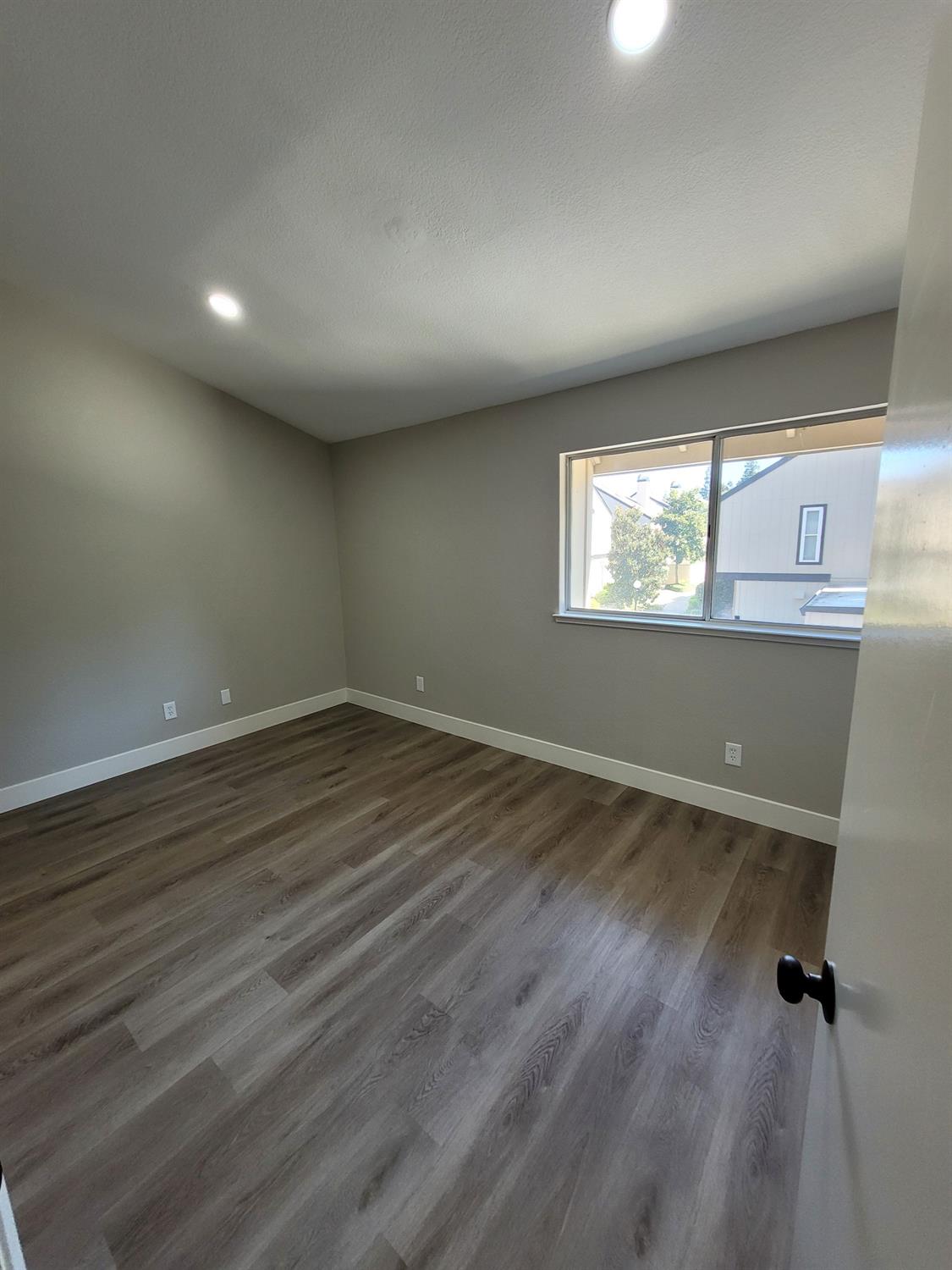 Detail Gallery Image 19 of 31 For 9166 Madison Green Ln #55,  Orangevale,  CA 95662 - 2 Beds | 2/1 Baths