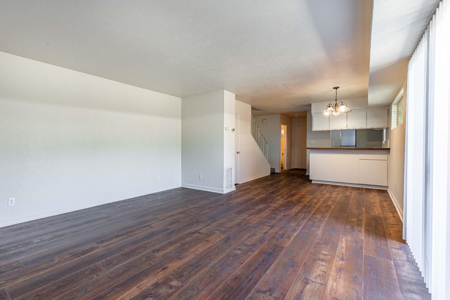 Detail Gallery Image 2 of 23 For 805 Tully Rd #32,  Modesto,  CA 95350 - 2 Beds | 2 Baths