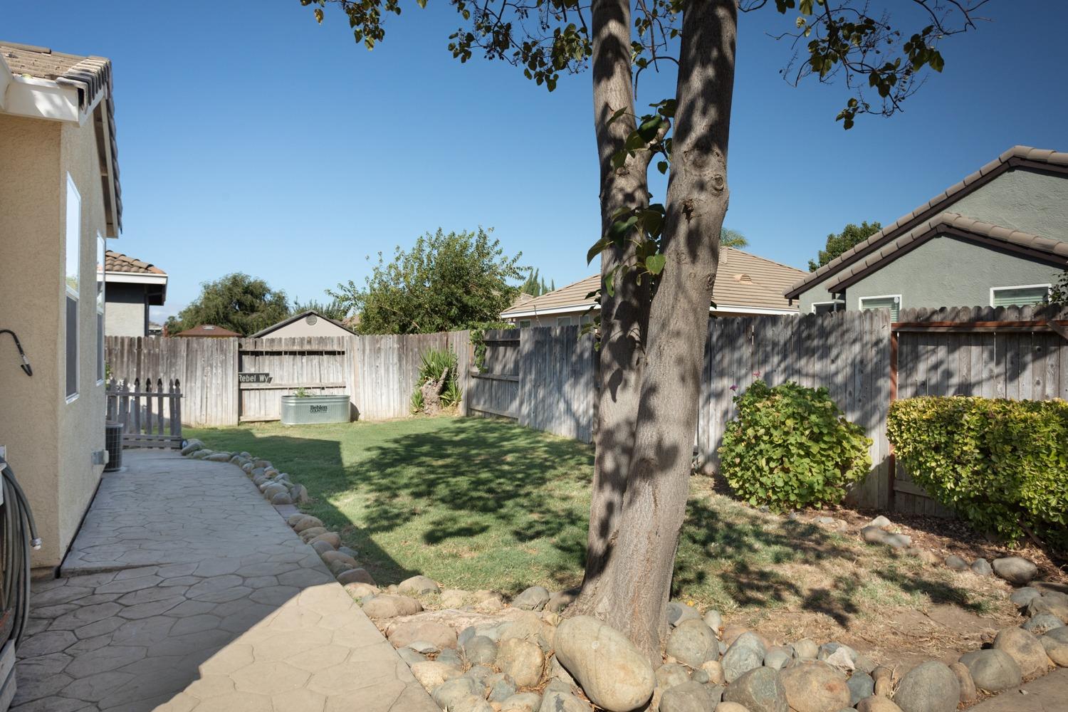 Summerfield Lane, Olivehurst, California image 32