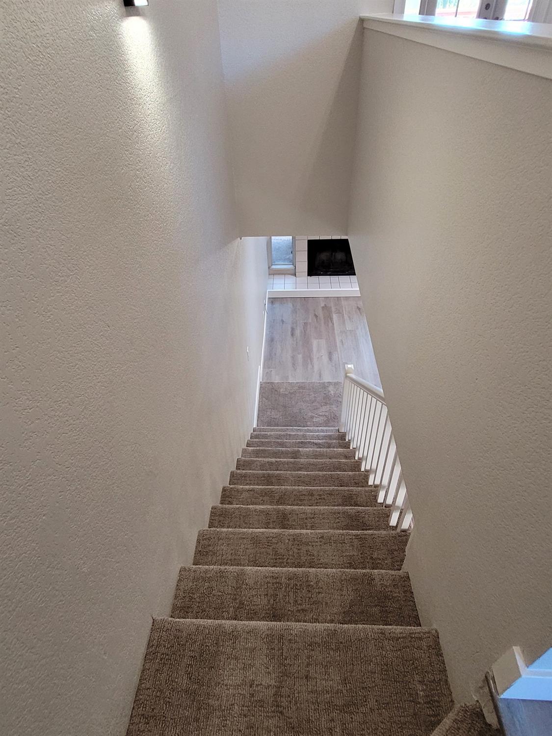 Detail Gallery Image 18 of 31 For 9166 Madison Green Ln #55,  Orangevale,  CA 95662 - 2 Beds | 2/1 Baths