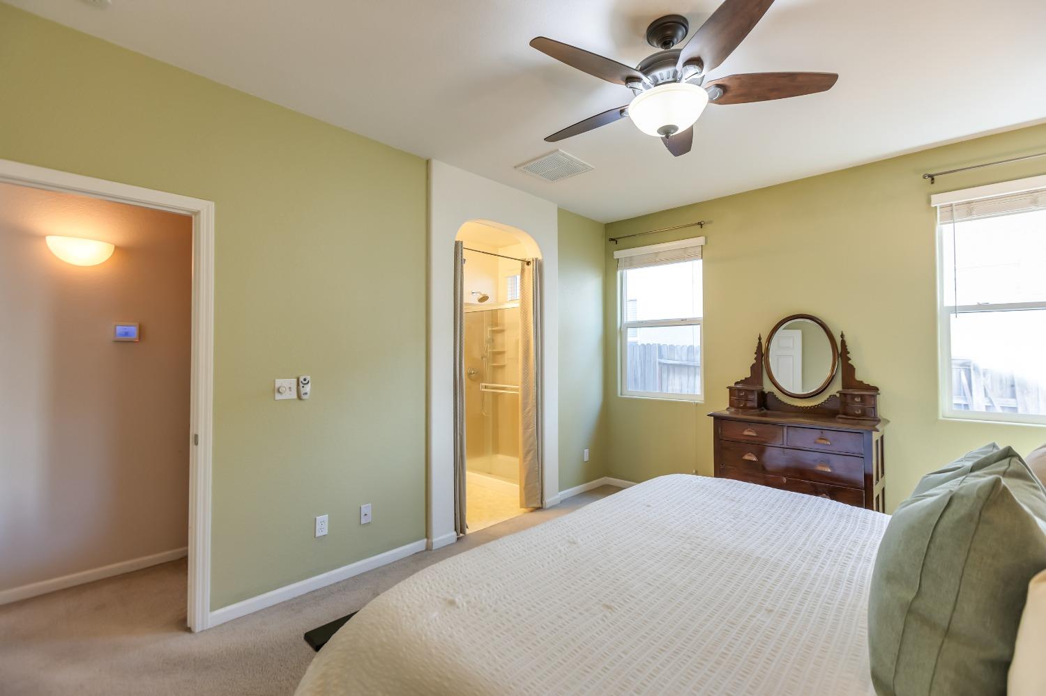 Detail Gallery Image 29 of 54 For 3063 Brunnet Ln, Sacramento,  CA 95833 - 3 Beds | 2 Baths