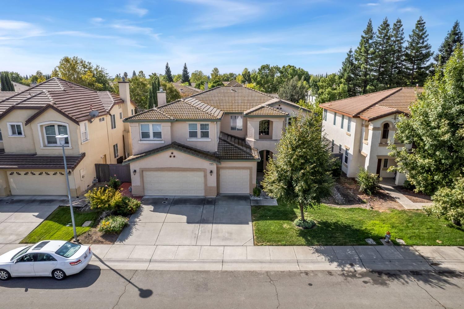 Detail Gallery Image 36 of 52 For 161 Menard Cir, Sacramento,  CA 95835 - 4 Beds | 3 Baths