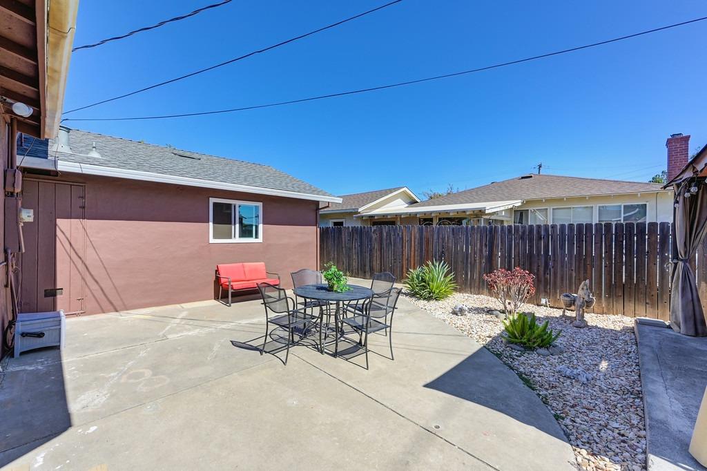 Malaga Way, Rancho Cordova, California image 33