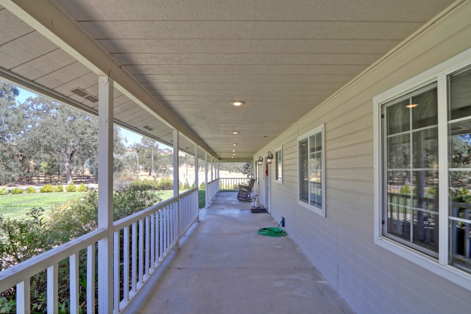 Detail Gallery Image 7 of 97 For 2873 Butler Ln, Valley Springs,  CA 95252 - 5 Beds | 3/1 Baths