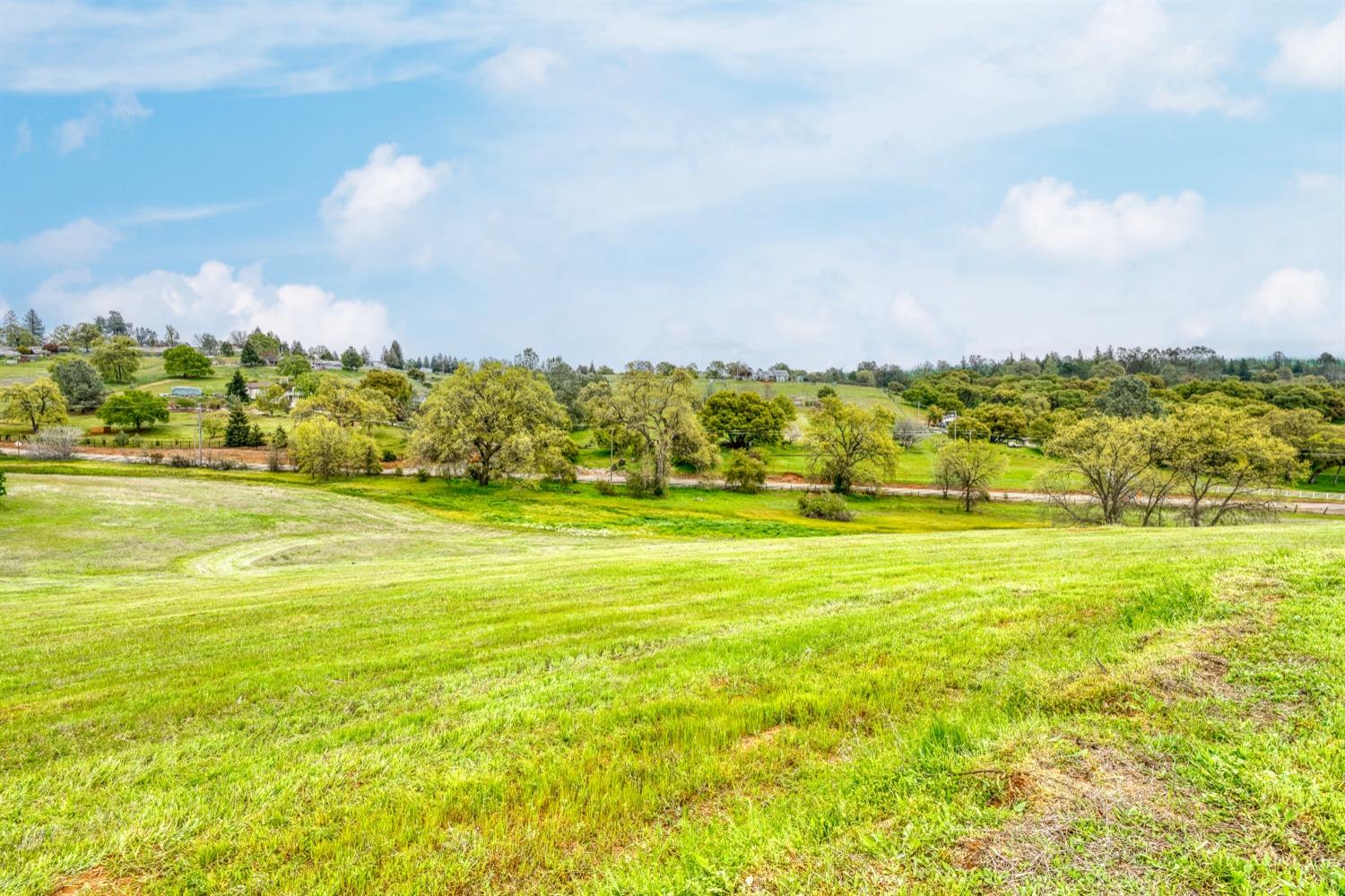 Detail Gallery Image 44 of 46 For 4951 Barnett Ranch Rd, Shingle Springs,  CA 95682 - 5 Beds | 4/2 Baths