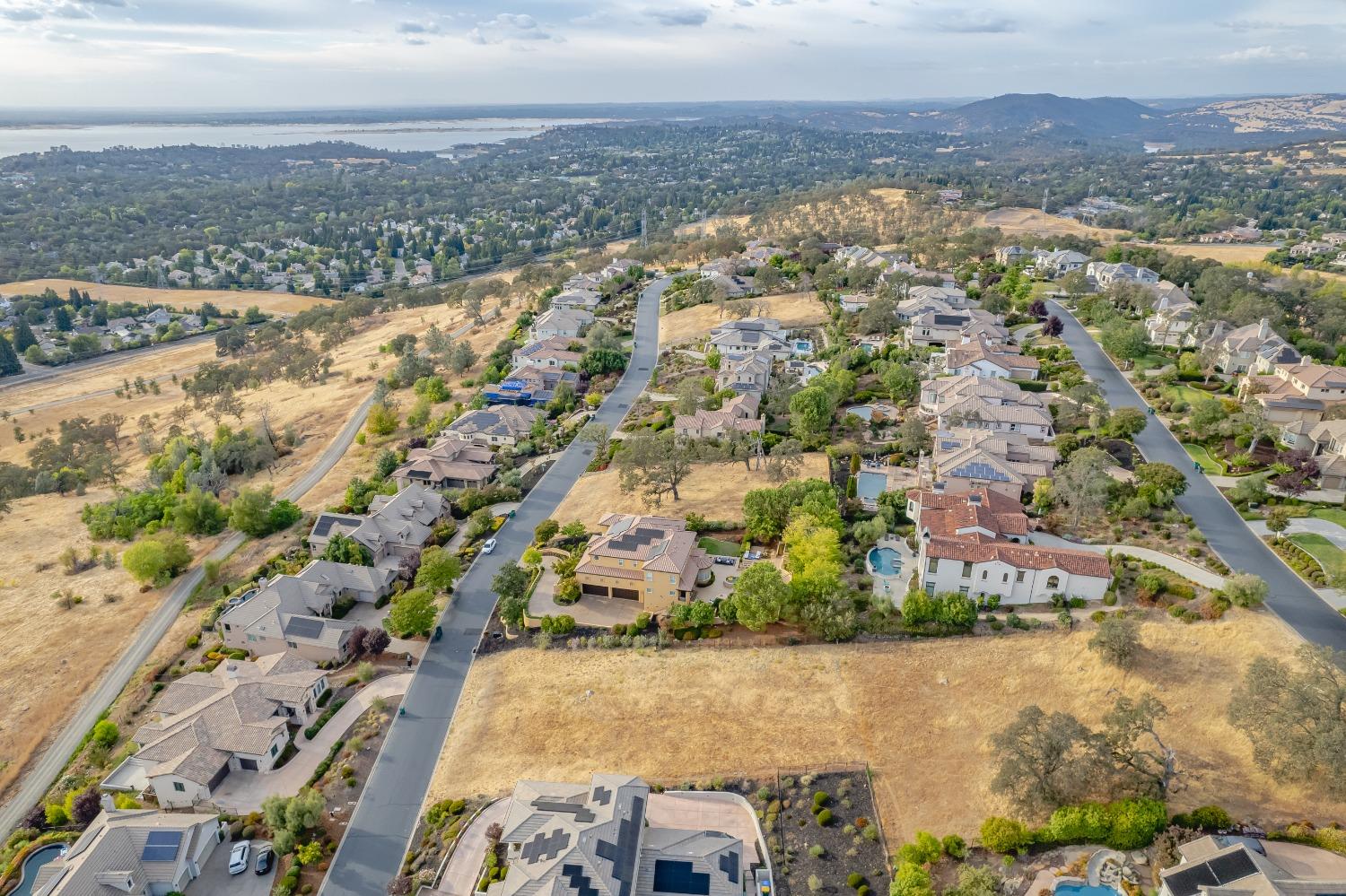 Detail Gallery Image 4 of 55 For 5207 Breese Cir, El Dorado Hills,  CA 95762 - – Beds | – Baths