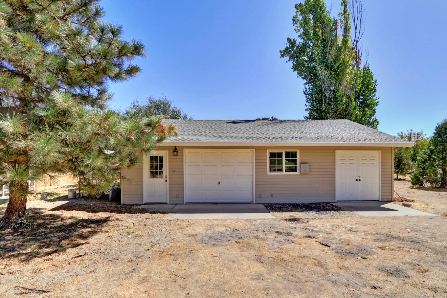 Detail Gallery Image 78 of 97 For 2873 Butler Ln, Valley Springs,  CA 95252 - 5 Beds | 3/1 Baths