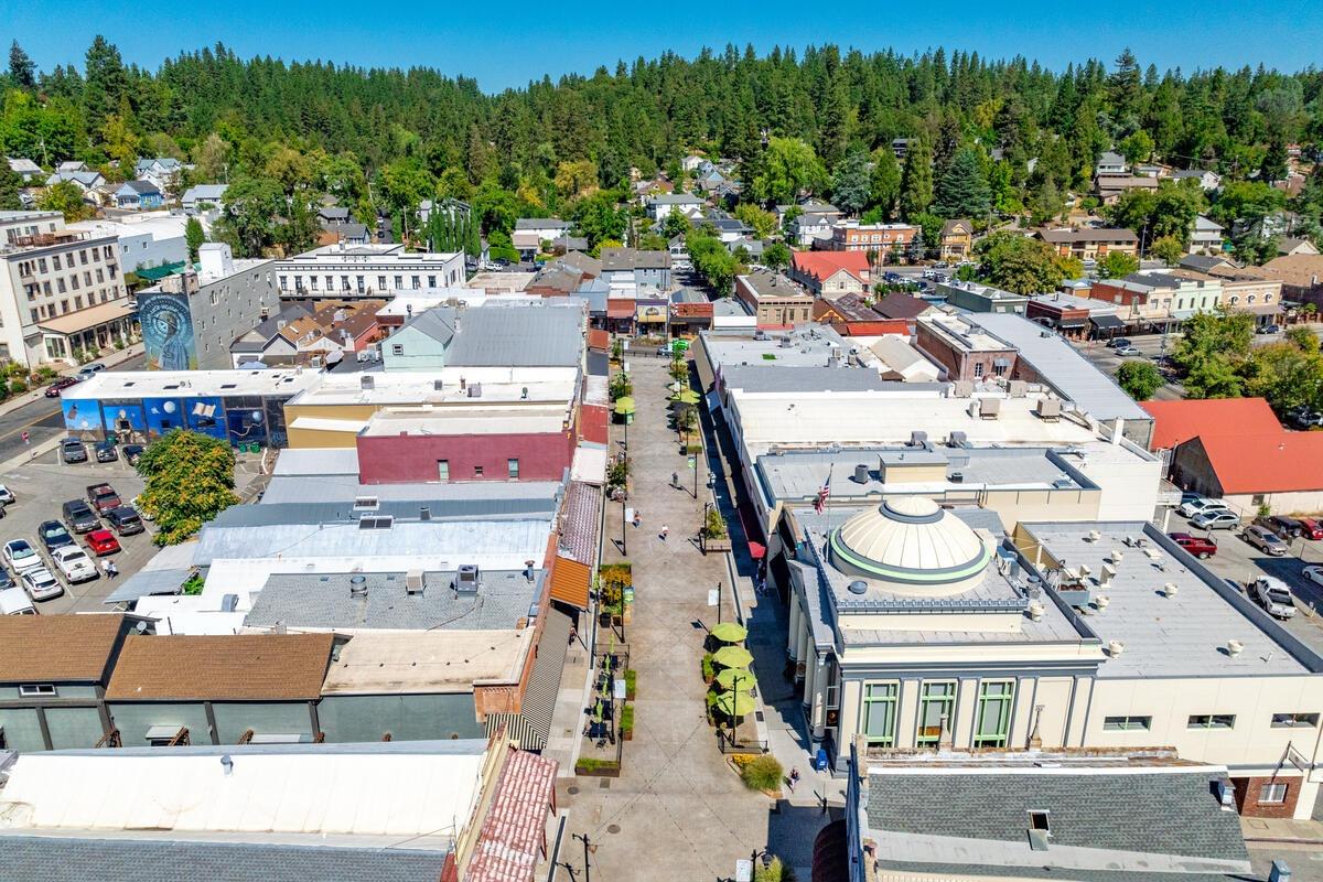 Detail Gallery Image 71 of 77 For 433 Neal St, Grass Valley,  CA 95945 - 3 Beds | 2 Baths