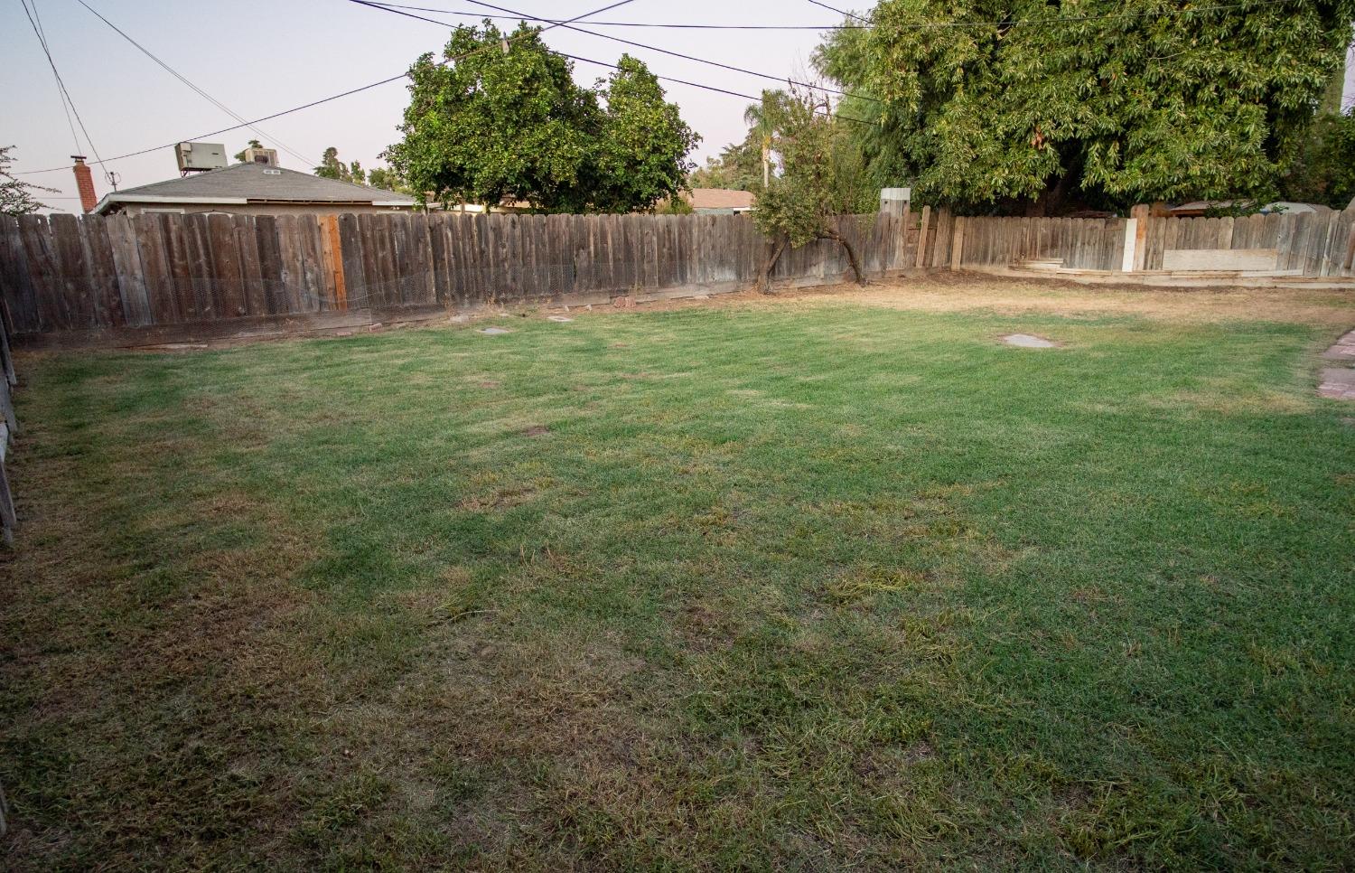 Laurel Avenue, Atwater, California image 17