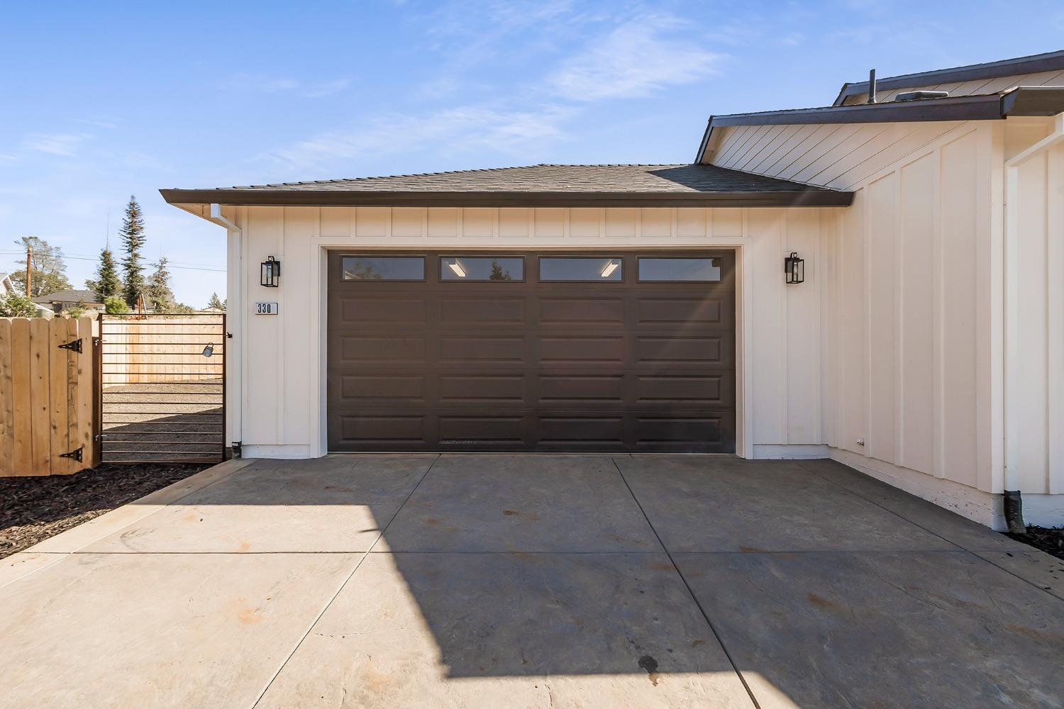 Detail Gallery Image 4 of 50 For 330 Redbud Dr, Paradise,  CA 95969 - 3 Beds | 2 Baths