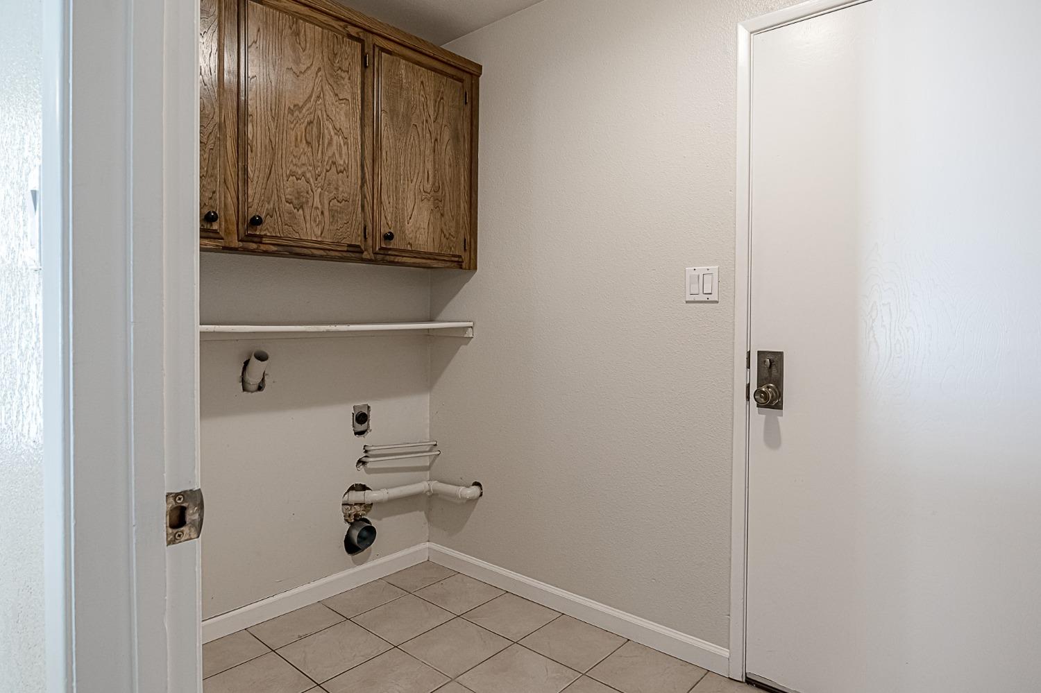 Detail Gallery Image 28 of 31 For 916 Alpine Ave, Manteca,  CA 95336 - 3 Beds | 2 Baths