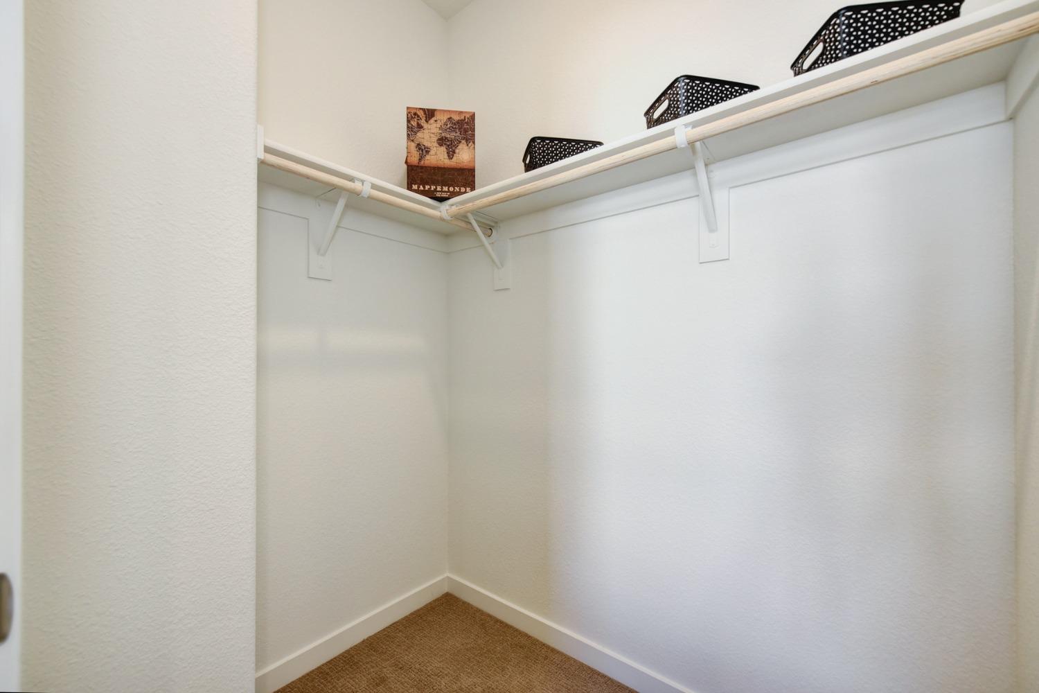 Detail Gallery Image 19 of 56 For 3420 Magnolia Way, Folsom,  CA 95630 - 3 Beds | 2/1 Baths