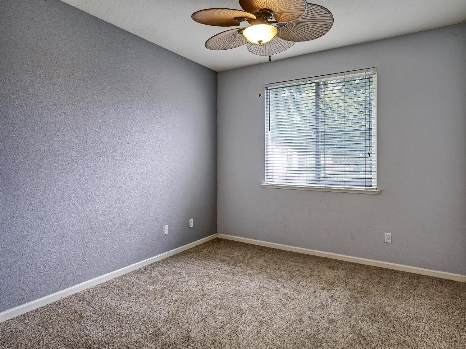 Detail Gallery Image 15 of 19 For 898 Ann Marie Dr, Manteca,  CA 95337 - 3 Beds | 2 Baths